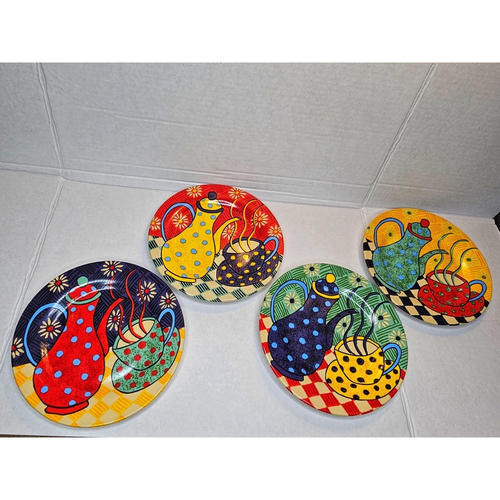 ❌SOLD❌️Vtg Porcelain Treasures Set of 4 Luncheon/desert Plates Whimsical